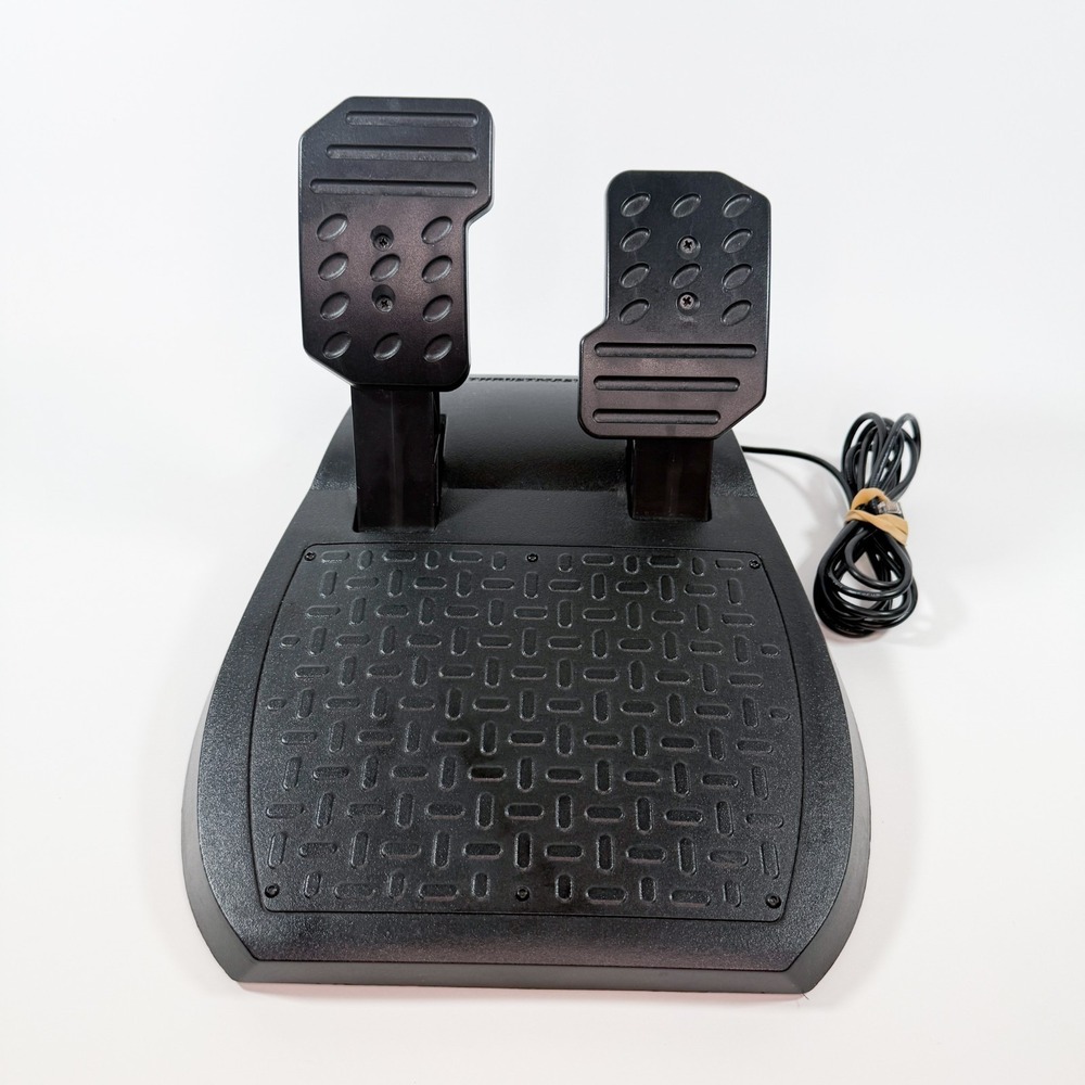 Xbox One Thrustmaster Ferrari 458 Spider Racing Wheel & Pedals Complete Tested - Picture 7 of 13